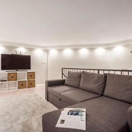 Akacfa 62 Dowtown 2br Wifi+ac Апартаменты Будапешт